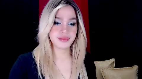 Snapshot of arianne_xoxo777 chatting on 01-16-25, 02:19 ARIANNE CUMS  online show from 01-16-25, 02:19