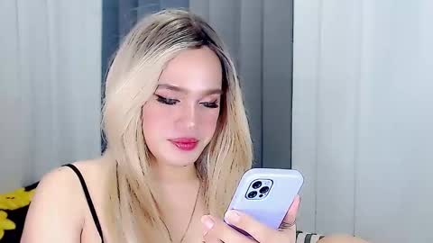 Snapshot of arianne_xoxo777 chatting on 03-07-25, 12:12 ARIANNE CUMS  online show from 03-07-25, 12:12