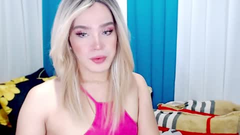 ARIANNE CUMS  online show from 03-25-26, 08:09