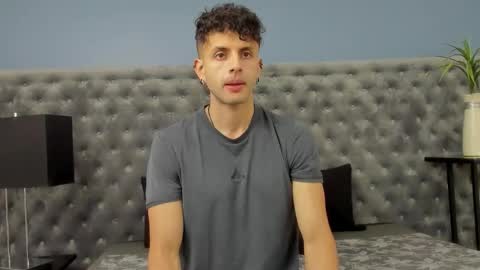 ariasaadeh online show from 10-21-25, 12:17