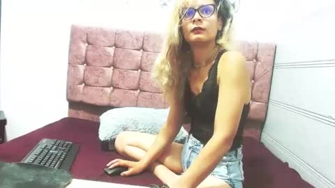 ariasmithog online show from 02-01-25, 04:00