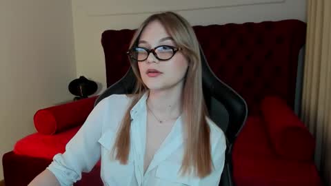 Aria online show from 10-03-25, 06:38