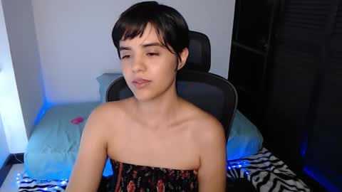 Snapshot of ariel_pinkdiamond chatting on 02-06-26, 09:40 Ariel Pink Diamond online show from 02-06-26, 09:40