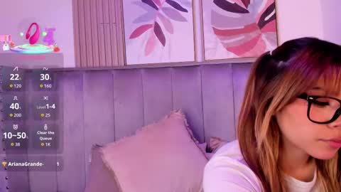 Ariel Wattson online show from 10-24-25, 06:26