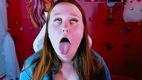 Ariel online show from 10-23-25, 04:39