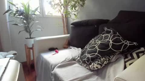 Ariel online show from 02-21-25, 12:06