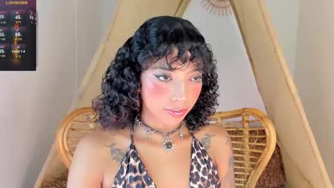 Snapshot of ariella_ruiz chatting on 09-14-25, 02:54 A R I online show from 09-14-25, 02:54