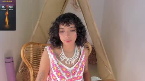 Snapshot of ariella_ruiz chatting on 10-08-25, 12:14 A R I online show from 10-08-25, 12:14