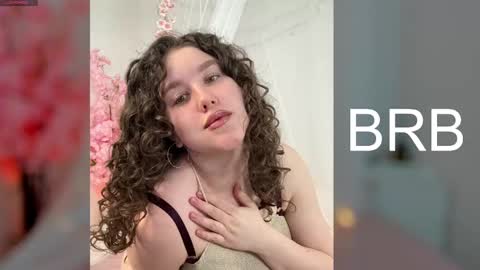 Snapshot of ariella_sol chatting on 01-10-25, 08:07 Ariella GTM3 Tue Wed Thu Fri Sat 0400 am-1030pm online show from 01-10-25, 08:07