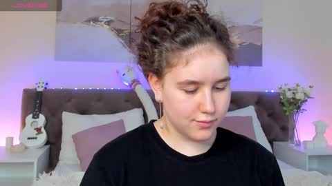 Snapshot of ariella_sol chatting on 01-21-25, 07:15 Ariella GTM3 Tue Wed Thu Fri Sat 0400 am-1030pm online show from 01-21-25, 07:15