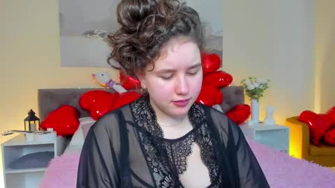 Snapshot of ariella_sol chatting on 02-17-25, 04:09 Ariella GTM3 Tue Wed Thu Fri Sat 0400 am-1030pm online show from 02-17-25, 04:09