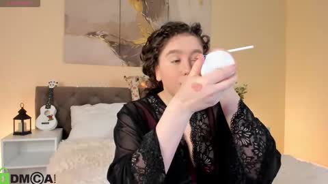 Snapshot of ariella_sol chatting on 10-18-25, 01:08 Ariella GTM3 Tue Wed Thu Fri Sat 0400 am-1030pm online show from 10-18-25, 01:08