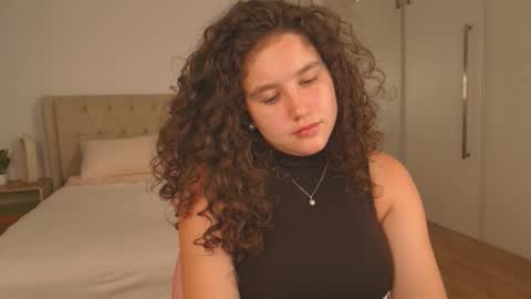 Snapshot of ariella_sol chatting on 03-07-26, 09:56 Ariella GTM3 Tue Wed Thu Fri Sat 0400 am-1030pm online show from 03-07-26, 09:56