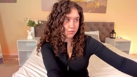 Ariella GTM3  Tue Wed Thu Fri Sat  0400 am-1030pm online show from 06-11-26, 01:05