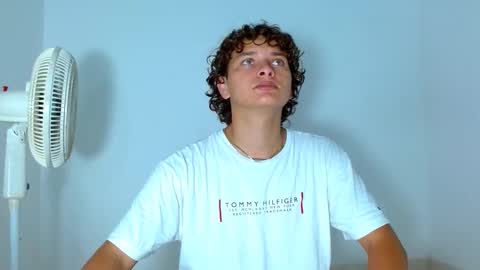 Ariel Aoir online show from 03-28-26, 09:14