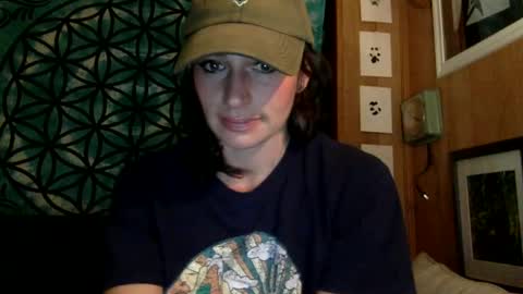 Snapshot of arielwyld chatting on 12-02-24, 11:51 ariel colin when hes here online show from 12-02-24, 11:51