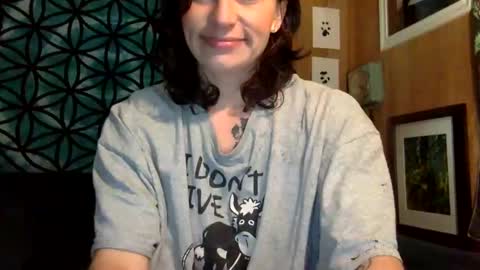 Snapshot of arielwyld chatting on 12-03-24, 01:54 ariel colin when hes here online show from 12-03-24, 01:54