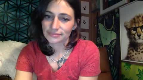 Snapshot of arielwyld chatting on 12-15-24, 07:31 ariel colin when hes here online show from 12-15-24, 07:31