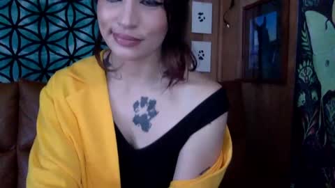 Snapshot of arielwyld chatting on 02-22-25, 03:58 ariel colin when hes here online show from 02-22-25, 03:58