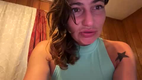 Snapshot of arielwyld chatting on 09-24-25, 03:37 ariel colin when hes here online show from 09-24-25, 03:37