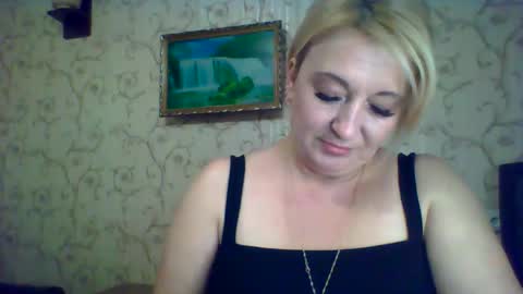 ArielXLoveresss online show from 09-12-25, 05:02