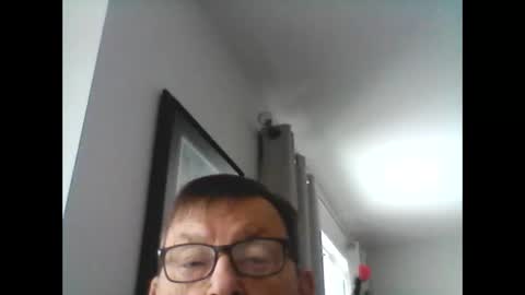 Snapshot of ariens chatting on 03-28-26, 04:39 ariens online show from 03-28-26, 04:39