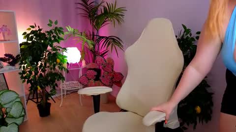 Adele online show from 03-26-26, 03:50