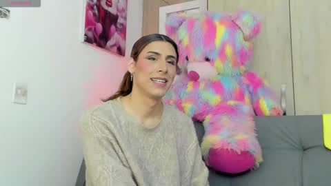 Ariana Forero ---- independet model online show from 11-06-25, 02:51