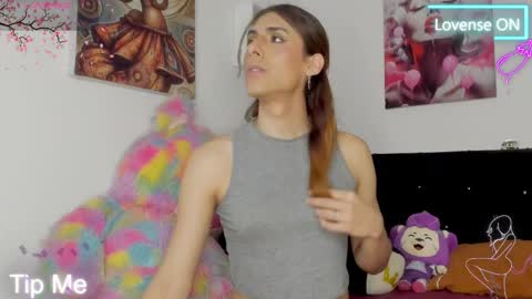 Ariana Forero ---- independet model online show from 04-27-26, 11:47