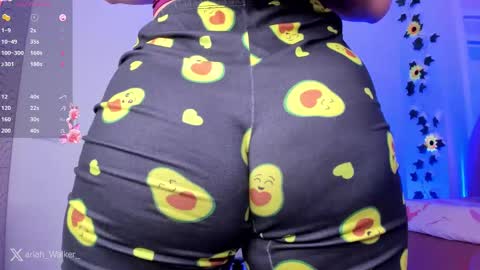 Ariah online show from 10-01-25, 01:33