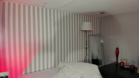  Arianna  online show from 01-04-25, 03:39