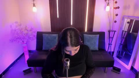  Arianna  online show from 01-07-26, 02:19