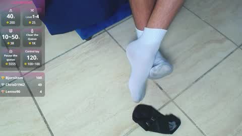 Snapshot of ariies13 chatting on 02-11-25, 02:35 Ariies13 online show from 02-11-25, 02:35