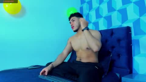 Snapshot of ariies13 chatting on 02-26-25, 11:41 Ariies13 online show from 02-26-25, 11:41