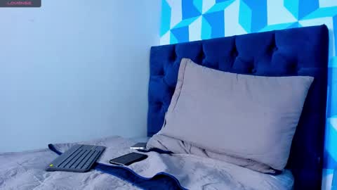 Snapshot of ariies13 chatting on 03-06-25, 05:54 Ariies13 online show from 03-06-25, 05:54