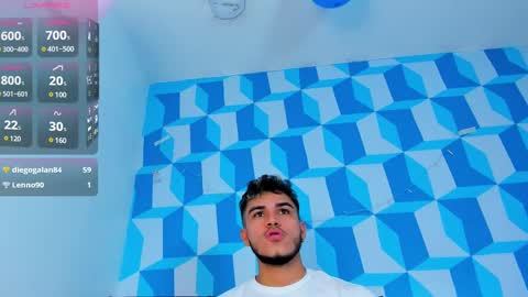 Snapshot of ariies13 chatting on 03-09-25, 09:03 Ariies13 online show from 03-09-25, 09:03