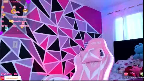 Aria online show from 11-07-25, 09:48