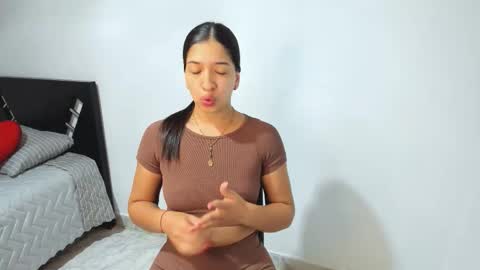 aristena_01 online show from 11-25-25, 11:05