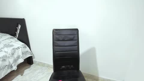 Snapshot of aristena_01 chatting on 03-02-26, 11:33 aristena_01 online show from 03-02-26, 11:33