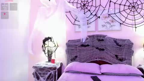 Snapshot of arisweett chatting on 10-03-25, 12:46 Ari online show from 10-03-25, 12:46