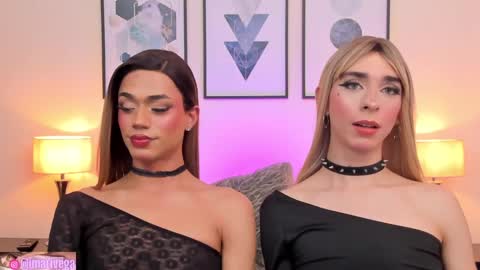   Nice to meet you  thumb up me please its important I  LOOK MY BIO DOWN online show from 01-15-25, 05:40