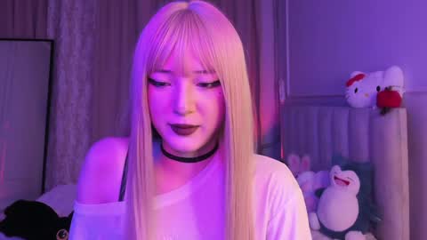 Ariya online show from 04-28-26, 02:44