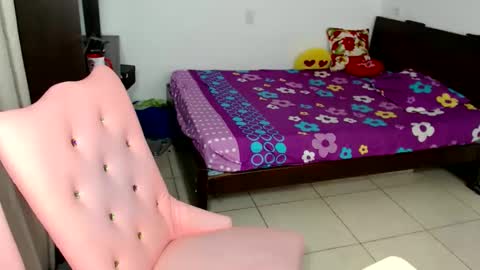 ariza1515 online show from 12-22-25, 11:51