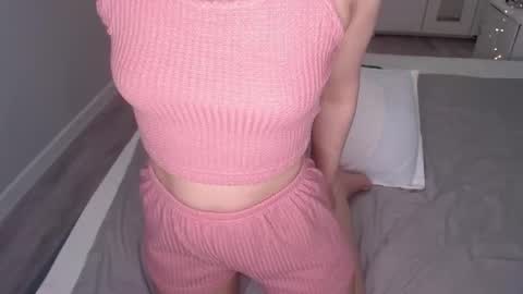 Snapshot of arizu9314 chatting on 03-07-25, 08:02 Arizu online show from 03-07-25, 08:02