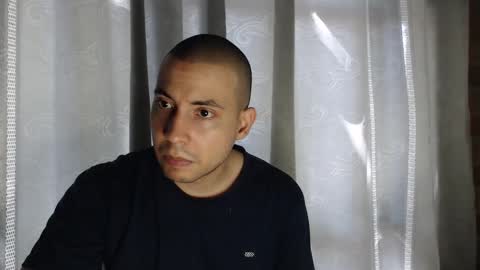 Snapshot of armando_2002 chatting on 11-17-25, 05:41 ARMANDO online show from 11-17-25, 05:41