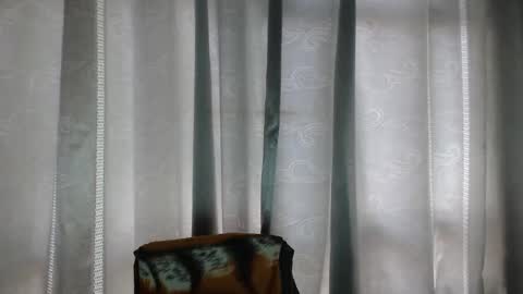 Snapshot of armando_2002 chatting on 11-30-25, 04:33 ARMANDO online show from 11-30-25, 04:33