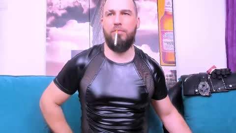 Snapshot of armandosteel chatting on 02-25-25, 07:58 Armando online show from 02-25-25, 07:58