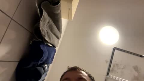 armyskater32 online show from 09-30-25, 09:09