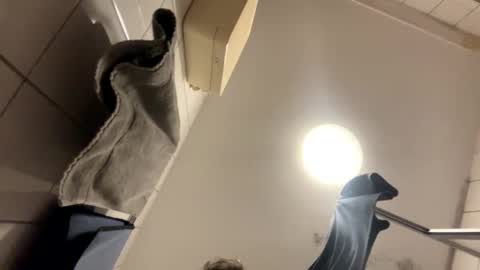 armyskater32 online show from 11-24-25, 08:52