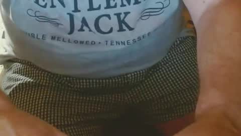 Snapshot of arnie12 chatting on 03-05-25, 09:49 Arnie online show from 03-05-25, 09:49